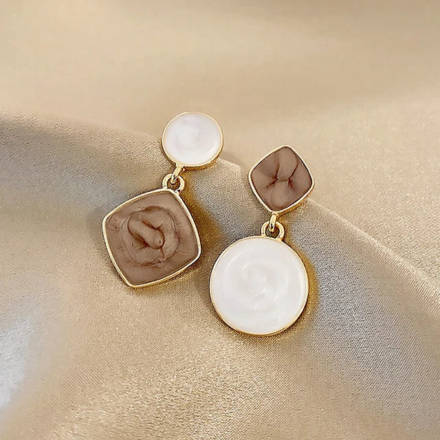 Boucles d'oreilles pendantes à pampilles à long fil pour femmes, barre de périphérie brillante vintage, document en or, bijoux à la mode, nouveau